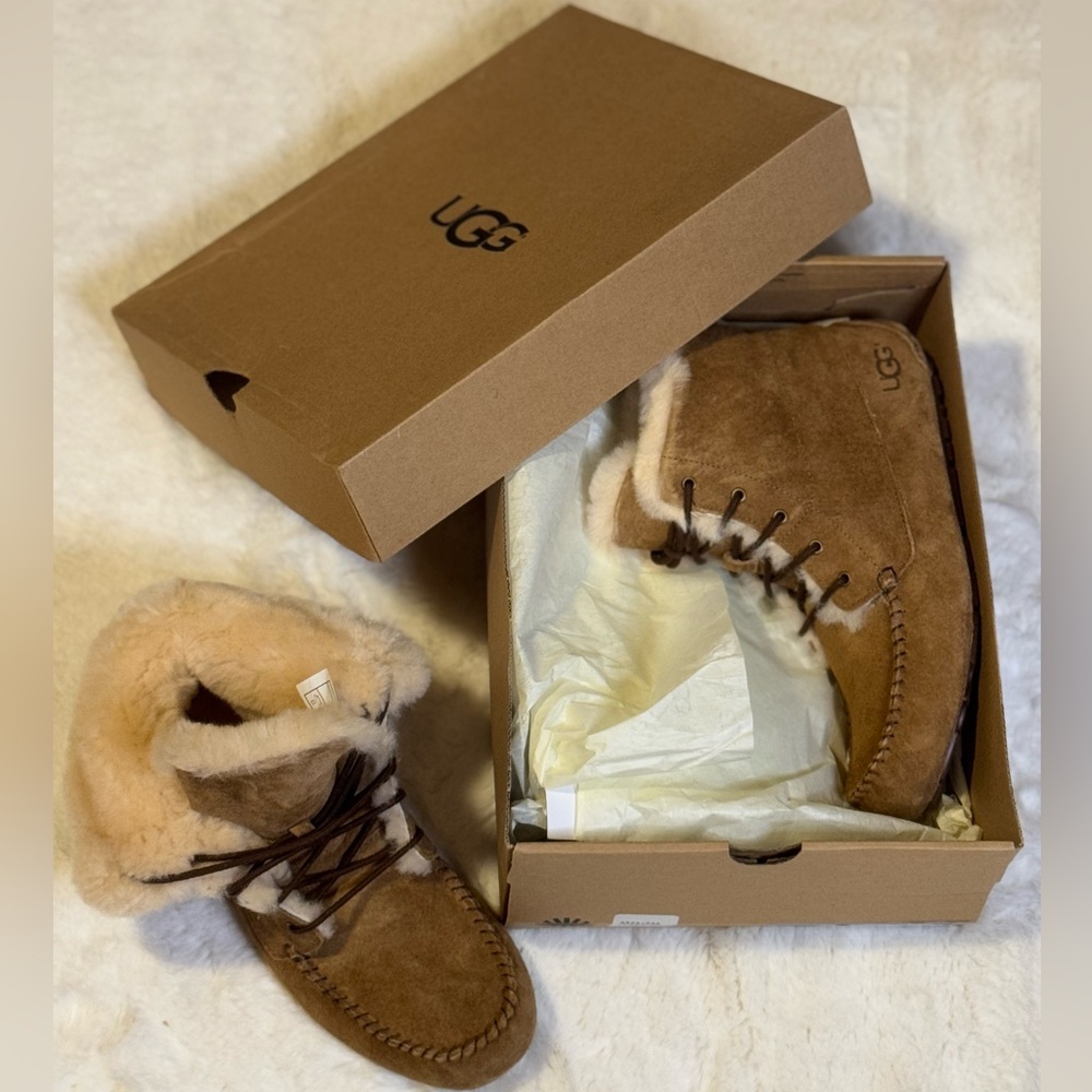 Chestnut Chickaree Ugg